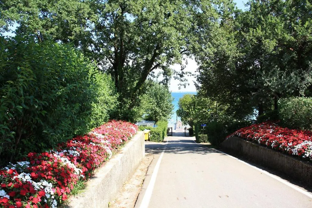 **** Campeggio Camping Piantelle Moniga del Garda Italia