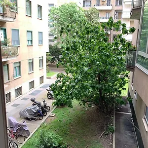 Appartamento In Centro, Milano