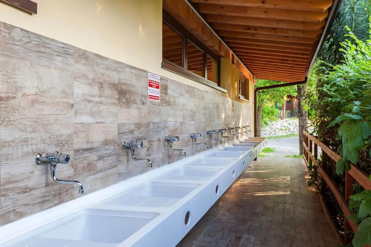 Camping Piantelle Villa Moniga del Garda